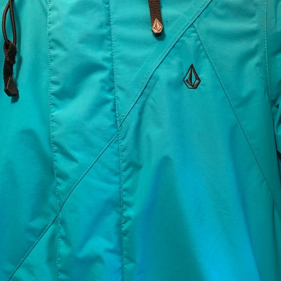 Volcom Snow Jacket - Picture 10 of 11